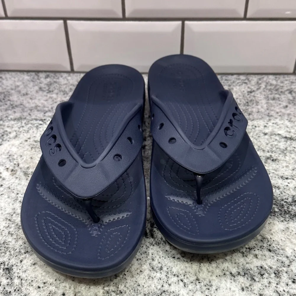 Crocs Mens‎ M 10/W 12 Navy Blue Comfort Flip Flops Sandals Shoes